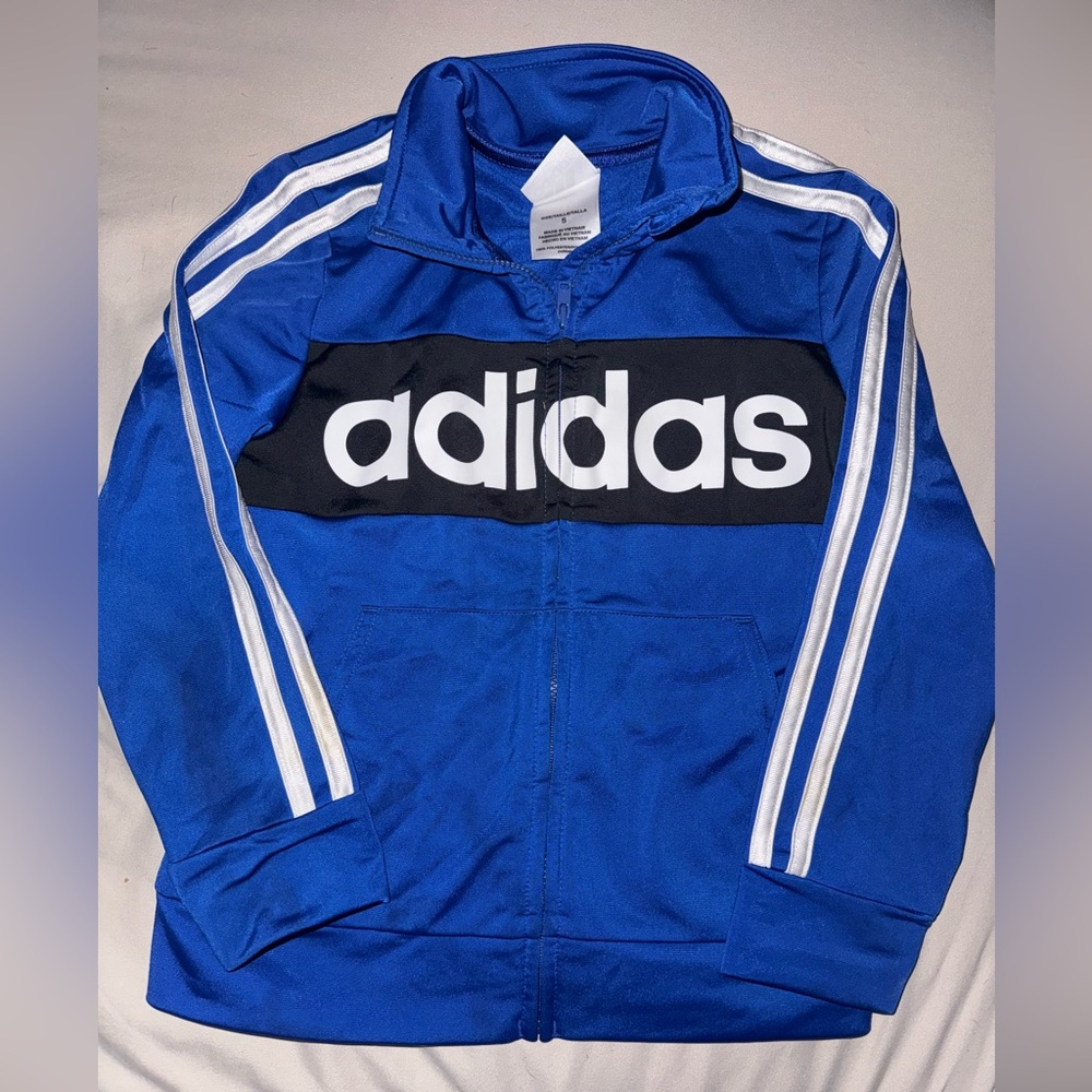 Adidas Boys zip up track jacket. Size 5